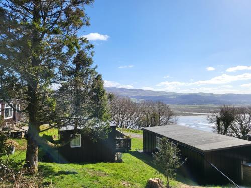 Foxs Lair Aberdovey in Llangammarch Wells