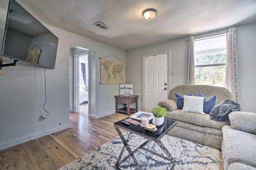. Cozy Livingston House w/ Fenced Yard + Patio!