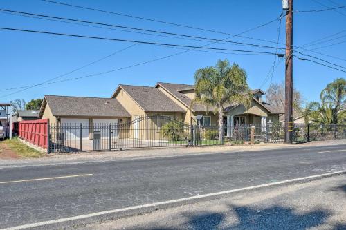 Manteca Home with Gated Yard about 2 Mi to Downtown