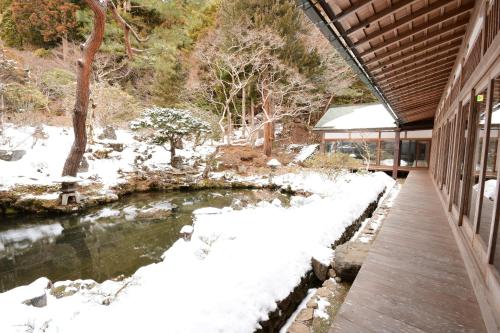 高野山 宿坊 龍泉院 -Koyasan Shukubo Ryusenin-