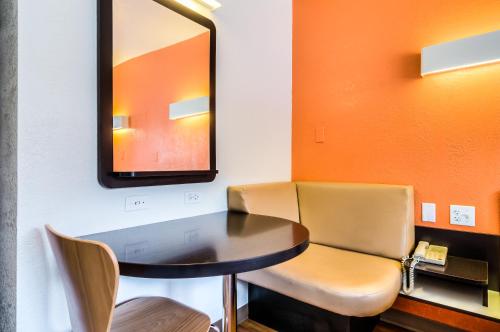 Motel 6 Chicago North Central - Arlington Heights, Arlington Heights