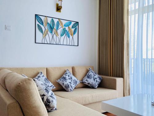 Three-Bedroom Apartment image 4