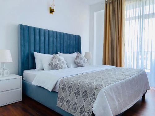 Three-Bedroom Apartment image 7