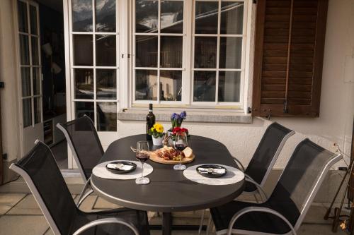 Chalet Spitzhorn - Your Peak Getaway - Private Terrasse & gratis Parkplatz