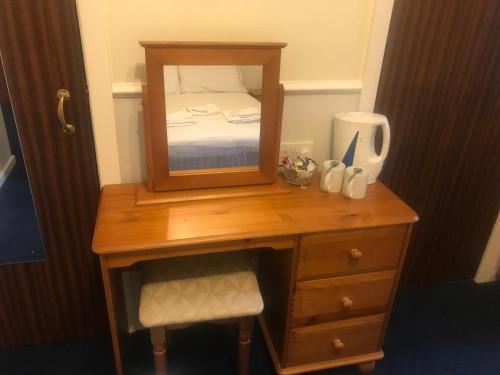 Canasta Hotel Room Type - Standard Triple Room