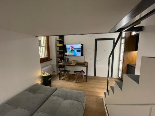 Casa Cappellari design studio a Campo de' Fiori, Rome (photo 8)