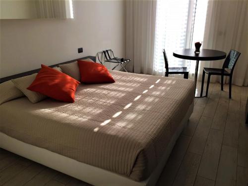 Blue Shades ApartHotel - image 14