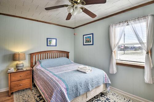 Nags Head Cottage with Deck - 1 Block to Beach! - image 12
