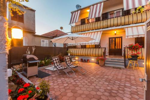  Apartments & Rooms Hosana, Pension in Zadar