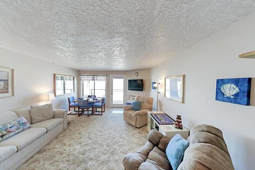 ​Rock Creek Inn Vacation Condos - main image