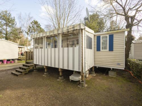 Inviting holiday home in Saint-Jean-de-Monts with terrace gîte à louer Saint-Gervais