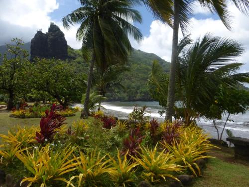 Közeli látványosságok, Fare Manutea in Nuku Hiva