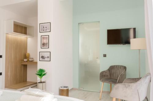 Island Apartments - image 12