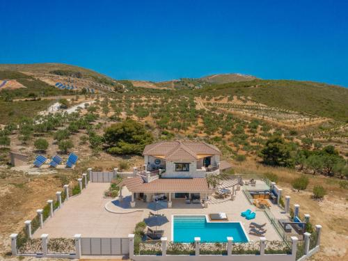 Villa Koukouvayia - Accommodation - Agalás