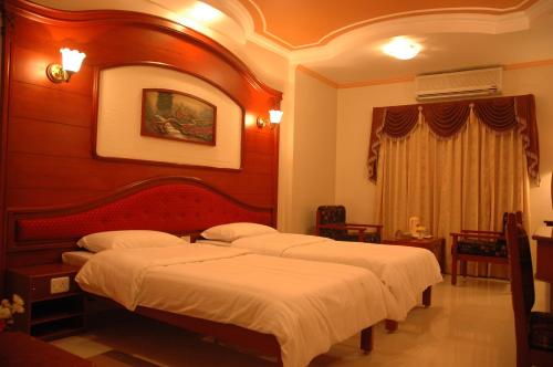 Double room, deluxe