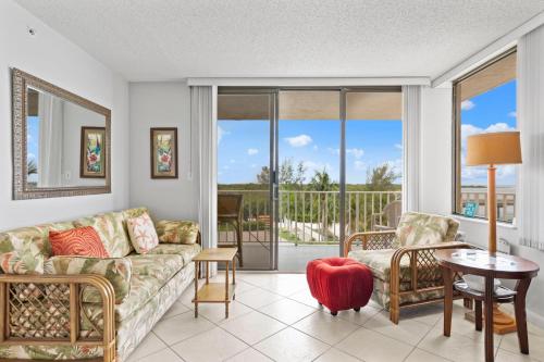Lovers Key Beach Club 301 1 Bedroom Beach Front Pool Sleeps 4