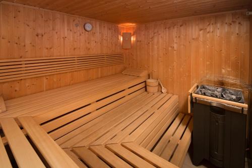 Gyógyfürdő, Hotel Resch in Kitzbühel városközpont