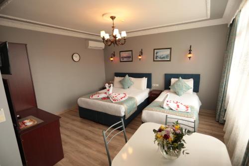 White Pearl Apart - image 8