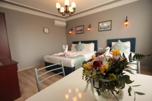 Executive Triple Room image 10