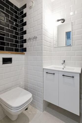 Stylish City Center Studio, Next to the Old Town, Tallinn (photo 6)