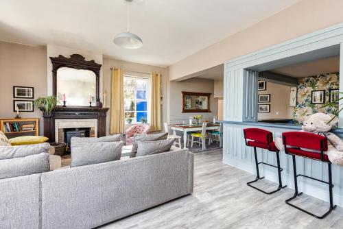 keuken, Granville House Apartments and Garden Suites in Dingle