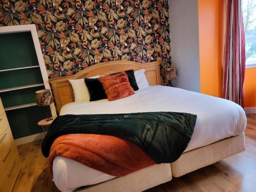 4 Bedroom Apts at Sensational Stay Serviced Accommodation Aberdeen- Powis Crescent - image 7