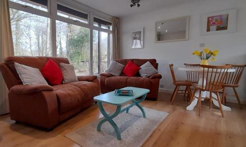 Woodland Retreat - Rinsey