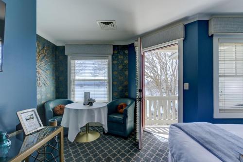 Lookout Point Lakeside Inn - image 12