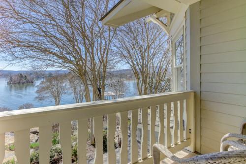 Lookout Point Lakeside Inn