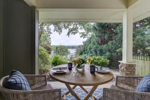 Lookout Point Lakeside Inn - image 5