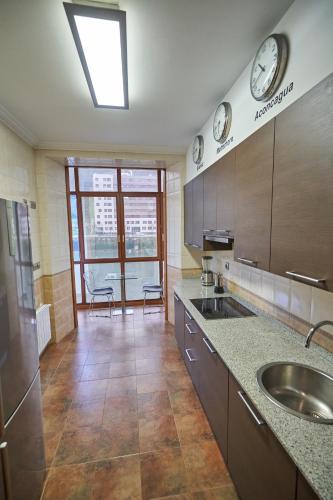 Apartamento BIO Exclusivo con mirador en Bilbao y aparcamiento público gratuito, Bilbao (Foto 8)