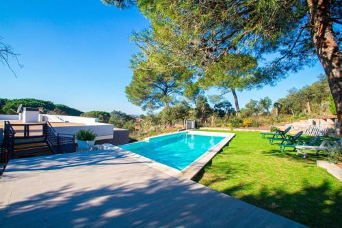  Villa de lujo con piscina increíble y gran jardín Luxury home with incredible pool and big garden in Begur