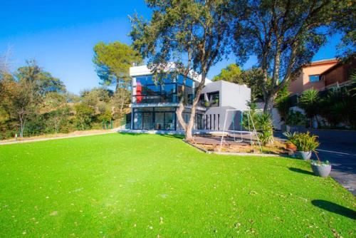  Villa de lujo con piscina increíble y gran jardín Luxury home with incredible pool and big garden in Begur