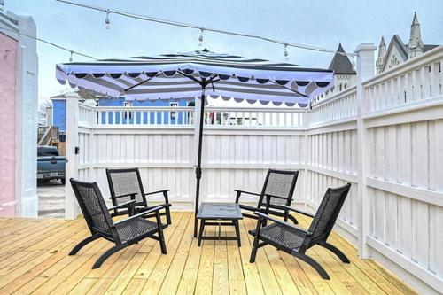 Room 2 Oleander Hotel Walk to Cruise Terminal, Restaurants & The Strand – Galveston, TX