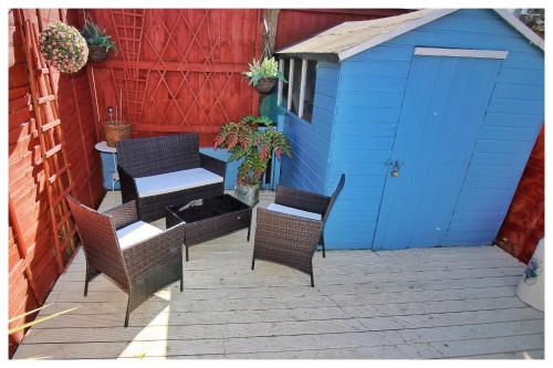 Picture of Self Contained Flat With Private Garden & Parking