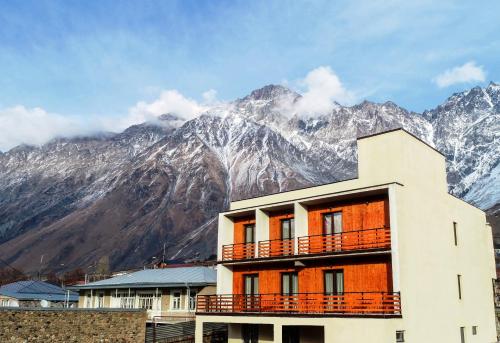 Eltisy Guest House Kazbegi