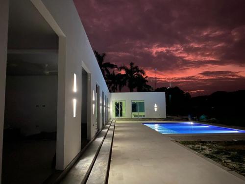 Casa Blanca Girardot Melgar in Girardot