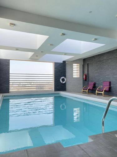 Swimming pool, فندق الفلك ا alfalak hotel in Seeb (Muscat)