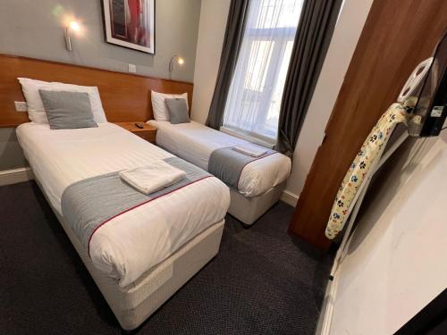 Apollo Hotel Kings Cross - image 10