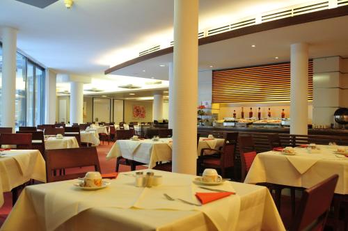 Hotel Flandrischer Hof - image 2