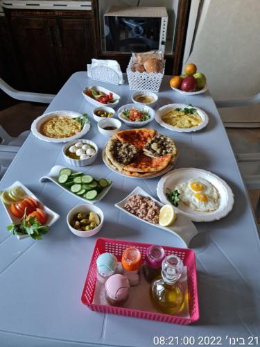 Yiyecek ve İçecekler, קסם הכפר in Majdal Shams