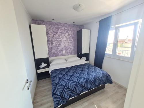 One-Bedroom Apartment with Balcony image 6