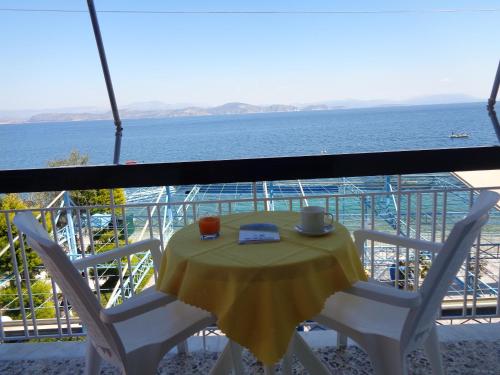 ระเบียง/ชานเรือน, Blue Sky Apartments & Rooms in ไซโรปิกาโด