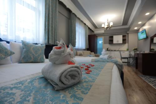 White Pearl Apart - image 11