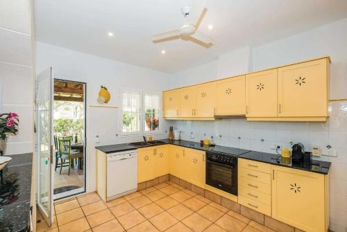  Alaris in Santo Tomás