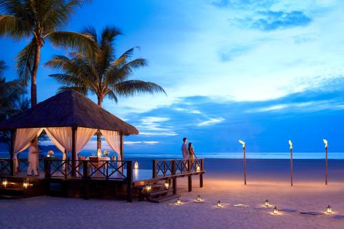 Beach, Shangri-La Rasa Ria, Kota Kinabalu in Tuaran