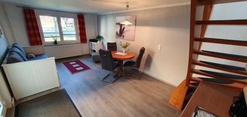 One-Bedroom Apartment image 9