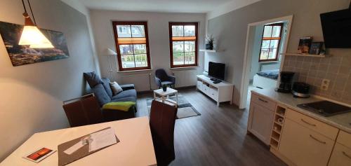 Apartment with Terrace image 6