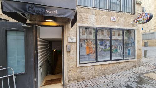 hotel photo