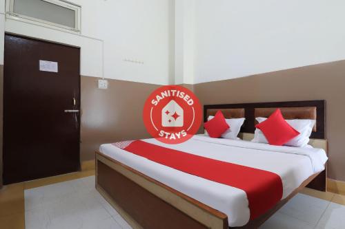 OYO 62108 Parinay Guest House